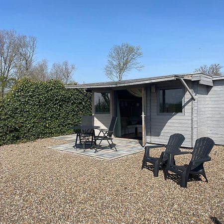 Logeerboerderij De Salix Villa Hitzum Eksteriør bilde