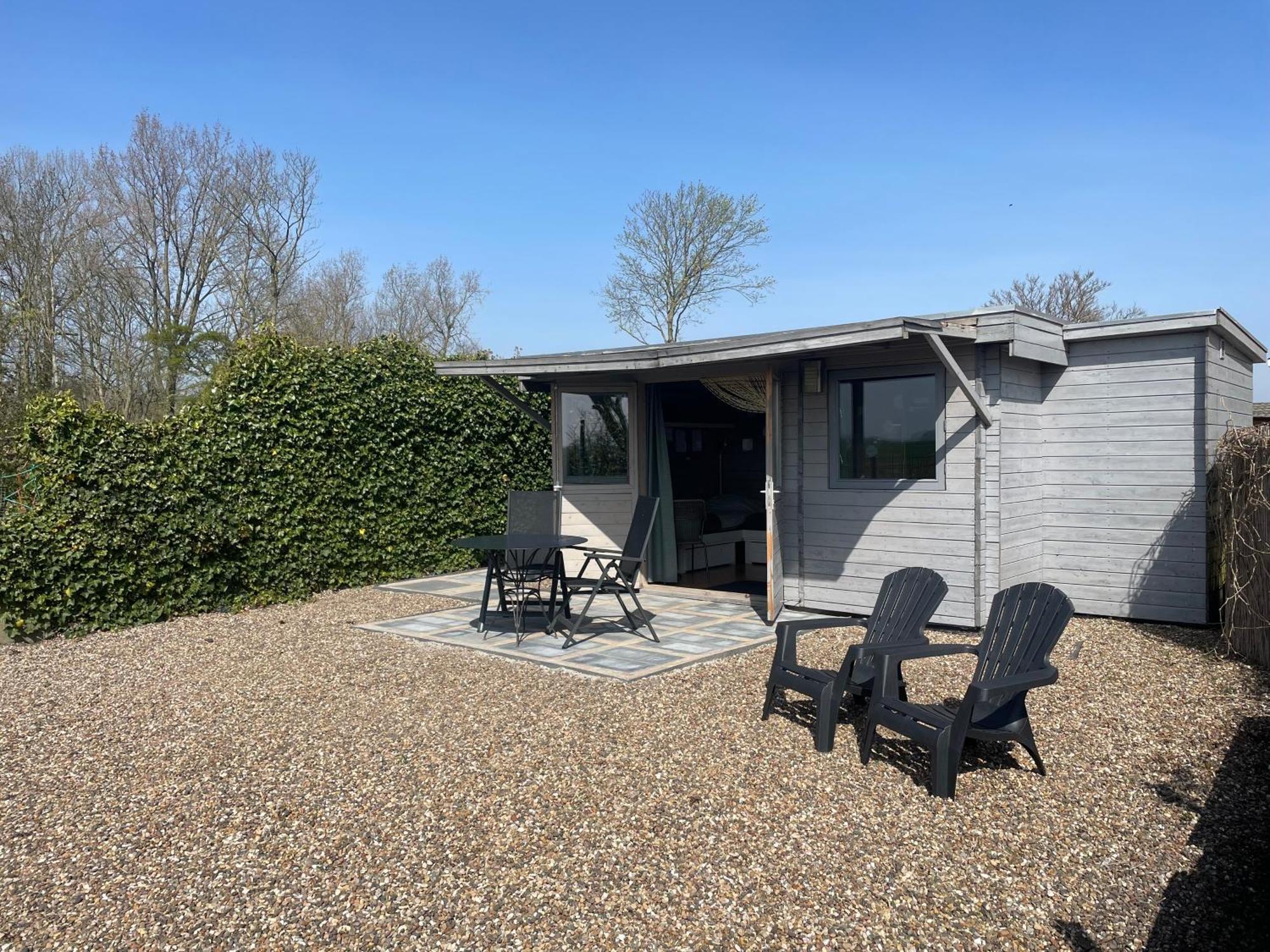 Logeerboerderij De Salix Villa Hitzum Eksteriør bilde